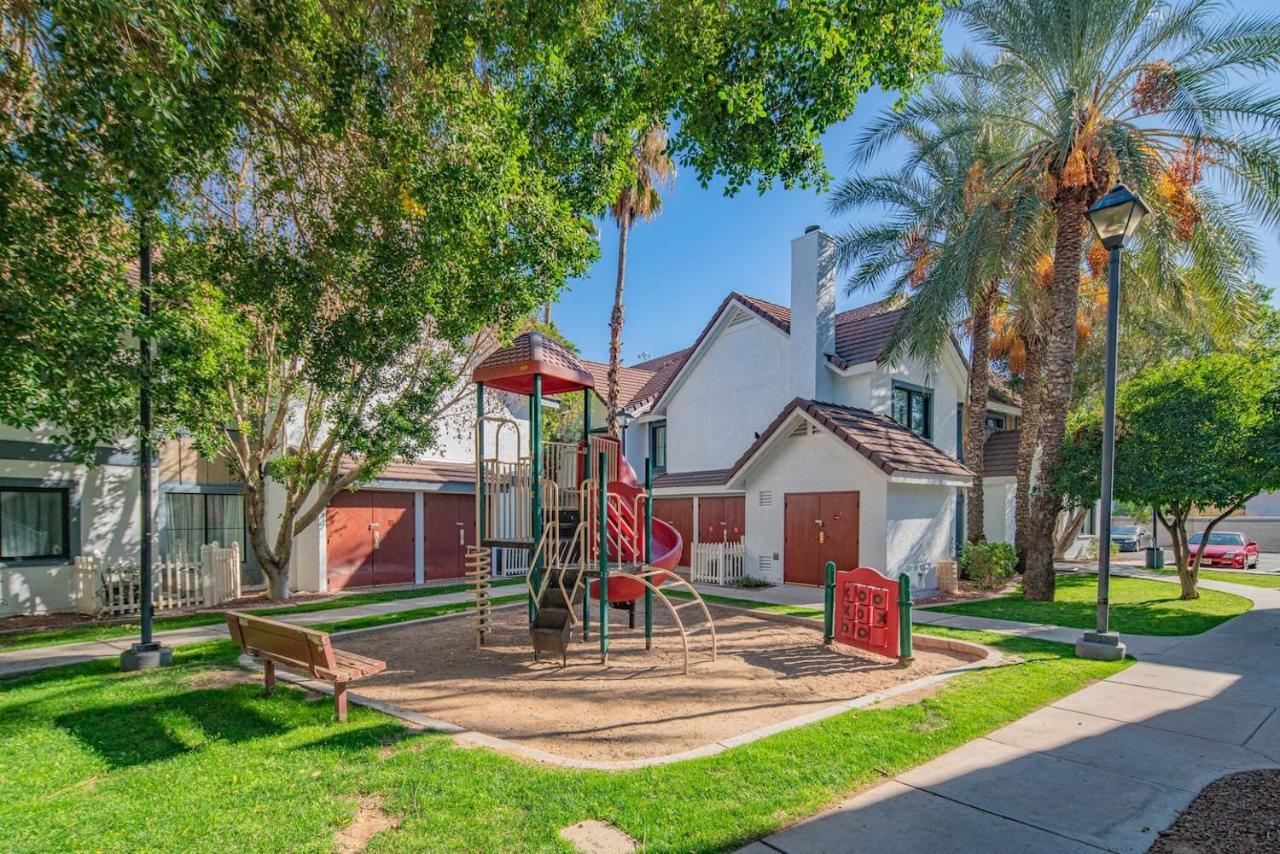 Metro Phoenix Loft Sleeps 6 외부 사진