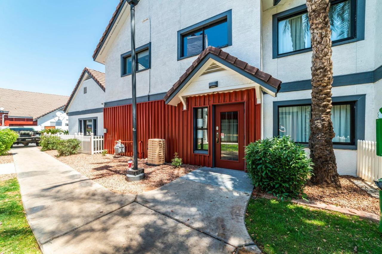 Metro Phoenix Loft Sleeps 6 외부 사진