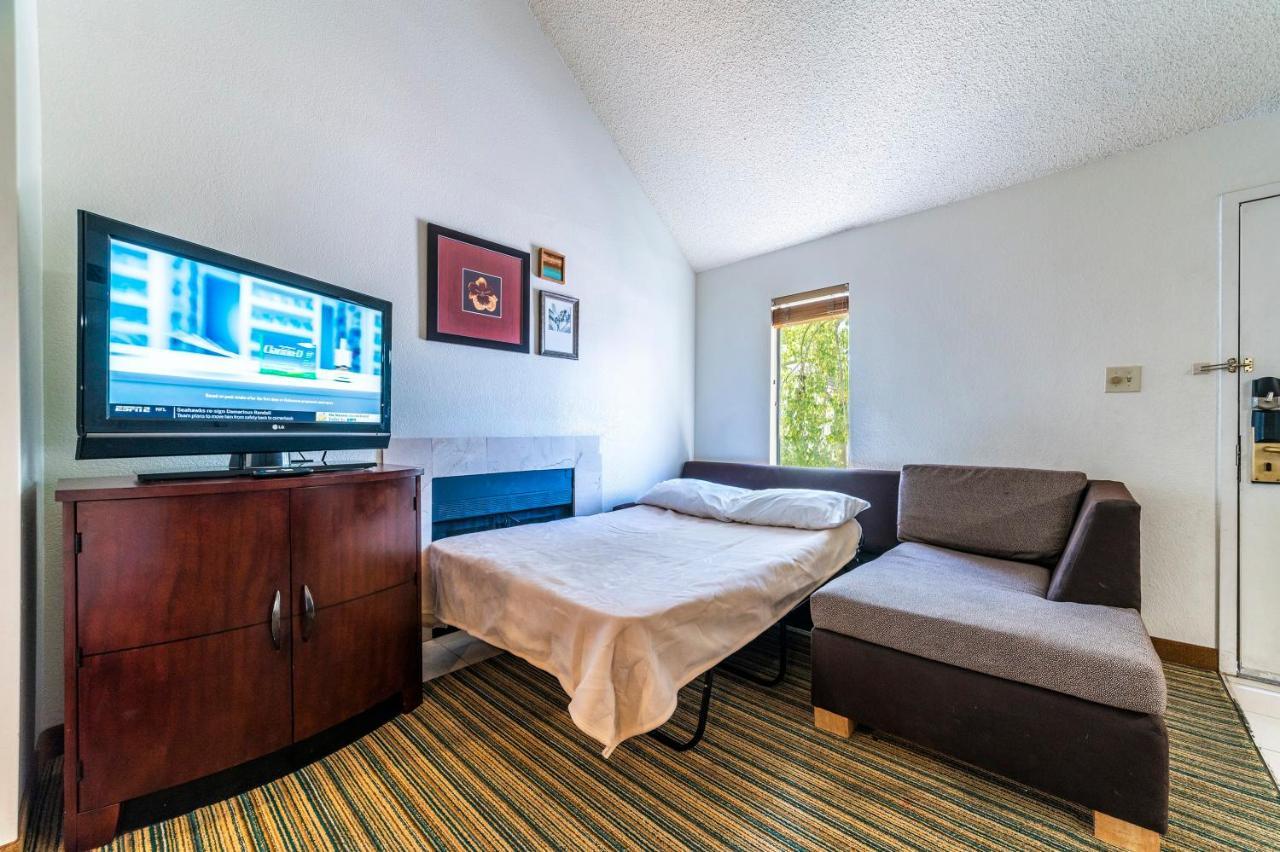 Metro Phoenix Loft Sleeps 6 외부 사진