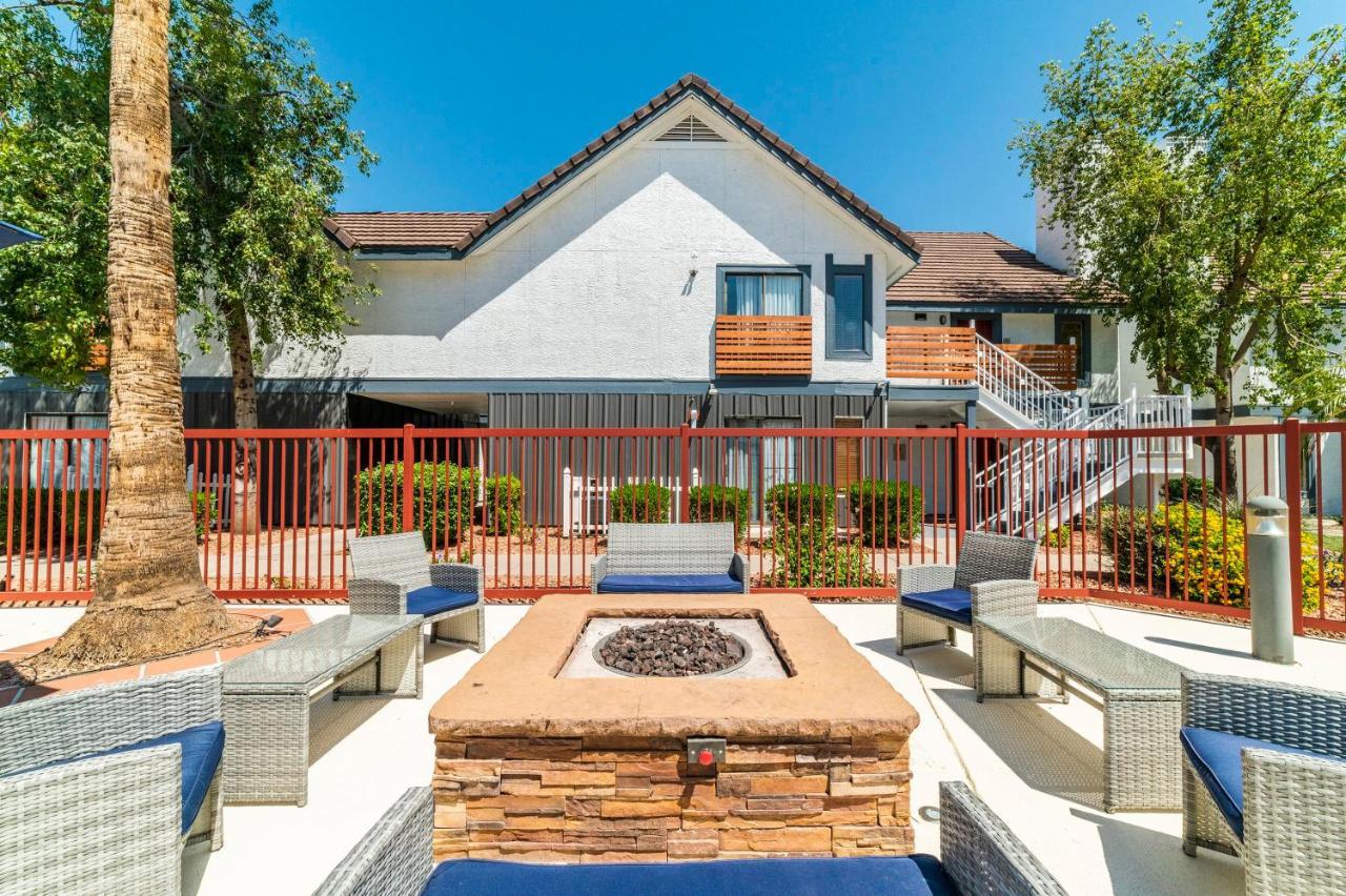 Metro Phoenix Loft Sleeps 6 외부 사진